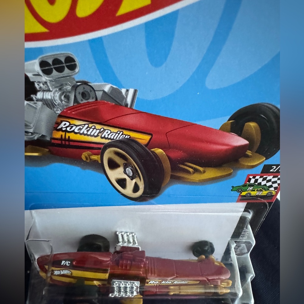 Hot Wheels Rockin Railer Racing car 🏎️ - Picture 4 of 4